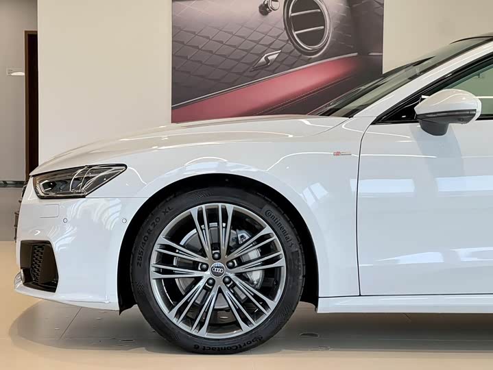 Фото 4 - Audi A7