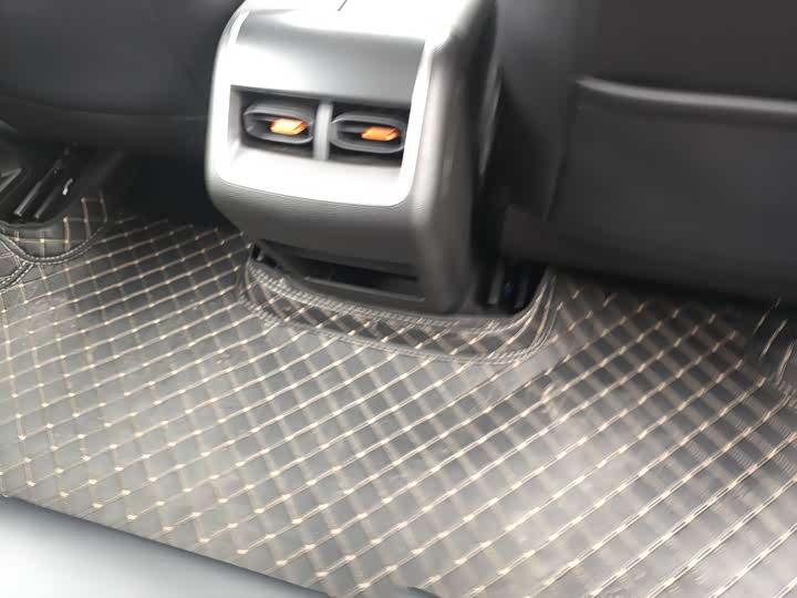 BAIC Beijing BJ30 2026 2026款 旅行家 1.5T DCT两驱七座版