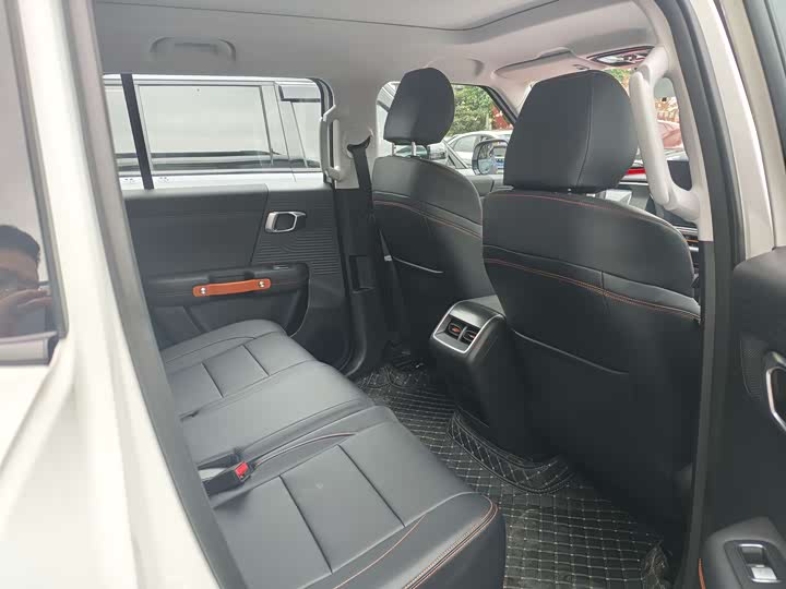 BAIC Beijing BJ30 2026 2026款 旅行家 1.5T DCT两驱七座版