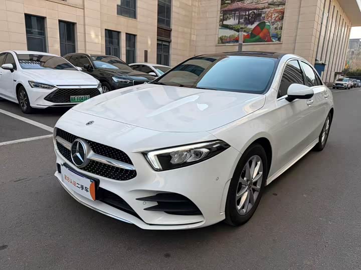 Zdjęcie 1 - Mercedes-Benz A-Class