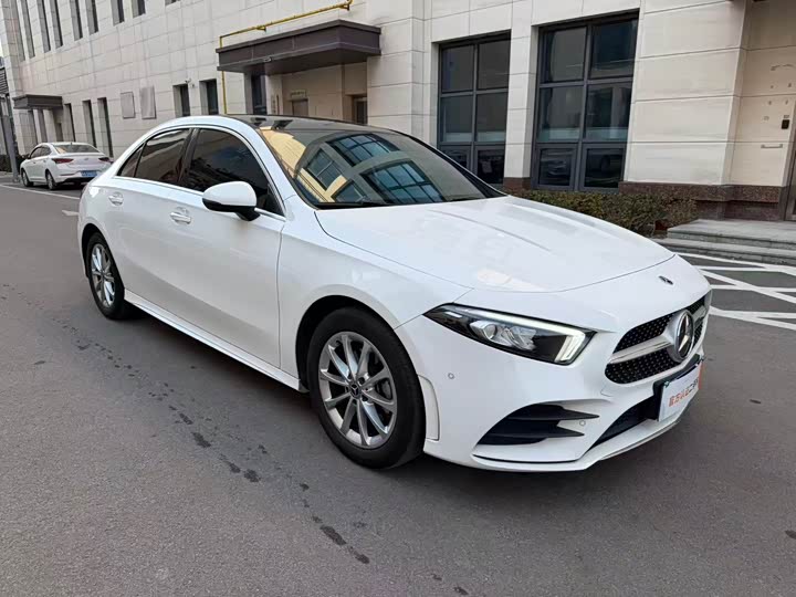Zdjęcie 3 - Mercedes-Benz A-Class
