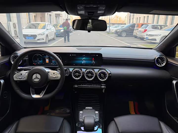 Zdjęcie 6 - Mercedes-Benz A-Class