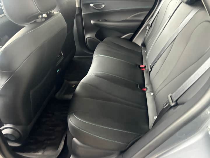 BYD Seal 05 DM-i Hybrid 2026 2026款 DM-i 128KM豪华型