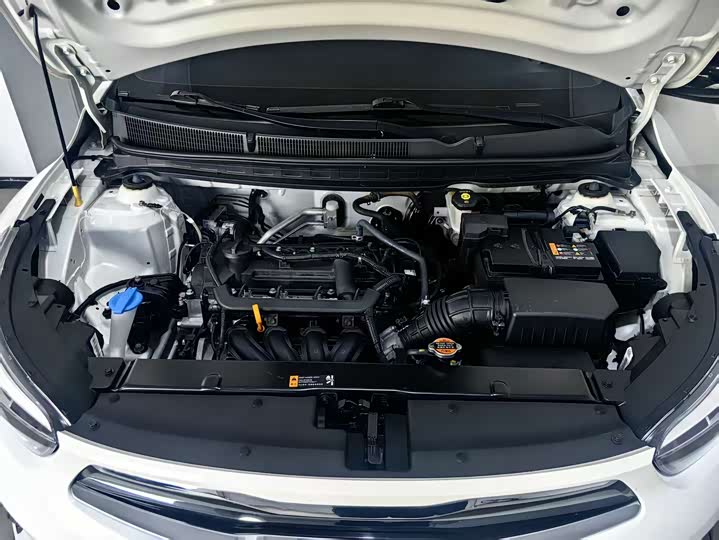 Kia KX1 2021 2021款 1.4L CVT趣享天窗款