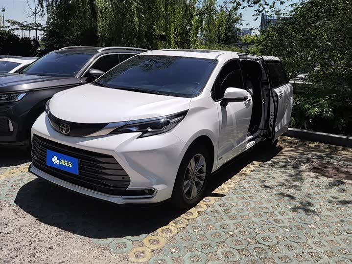 Toyota Sienna 2024 2024款 2.5L混动 豪华版