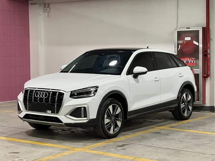 Фото 1 - Audi Q2L