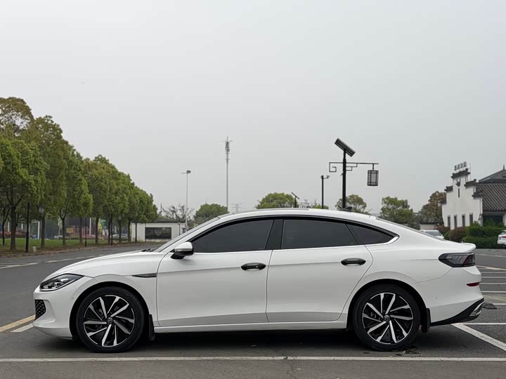 Volkswagen Lamando L 2022 2022款 凌渡L 280TSI DSG超辣旗舰版