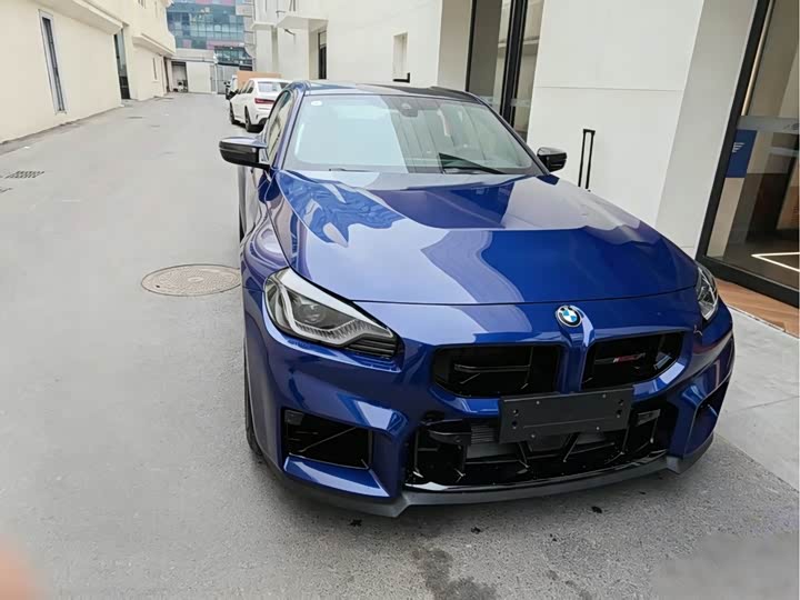 2025 BMW M2