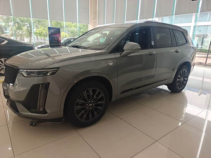 2025 Cadillac XT6