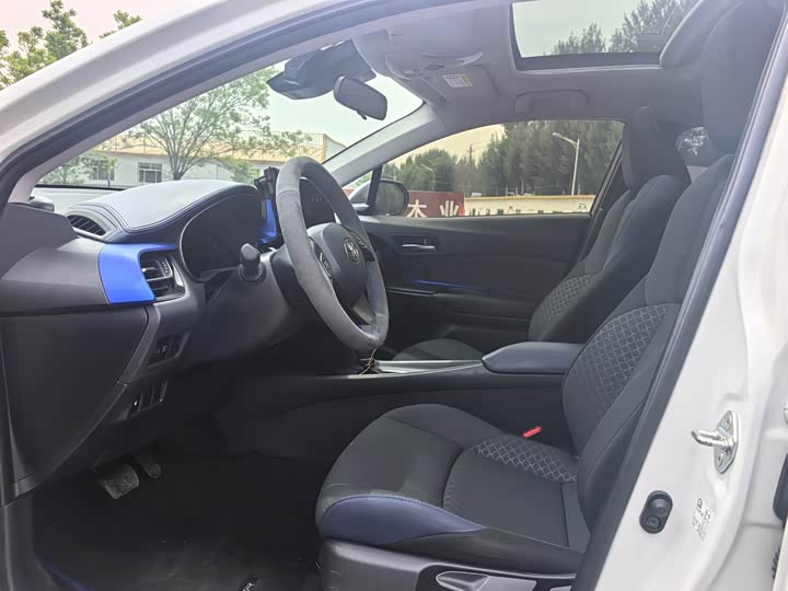 2023 Toyota C-HR