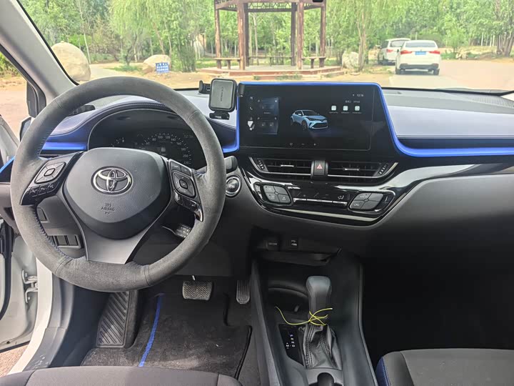 Toyota C-HR 2023 2023款 2.0L 舒适版