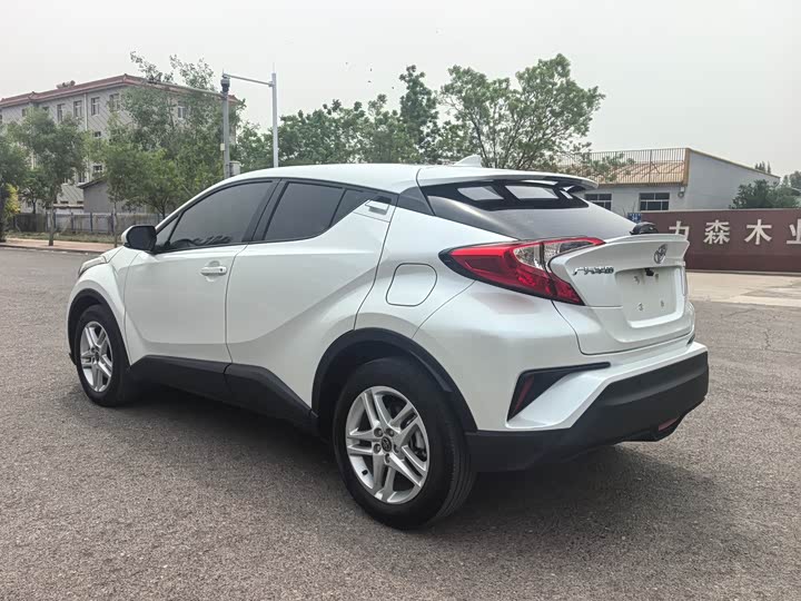 Toyota C-HR 2023 2023款 2.0L 舒适版