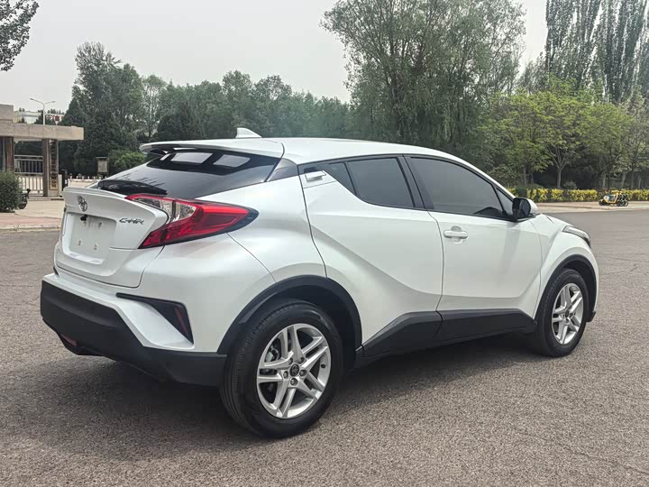 Toyota C-HR 2023 2023款 2.0L 舒适版