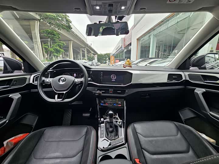 Volkswagen Tayron 2020 2020款 330TSI 两驱豪华智联版