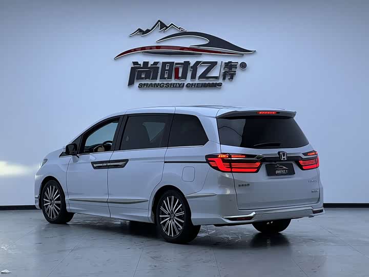 Honda Elysion 2024 2024款 2.0L e:HEV 豪华版
