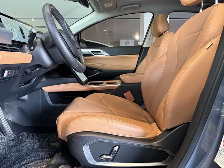 2024 XPeng P5