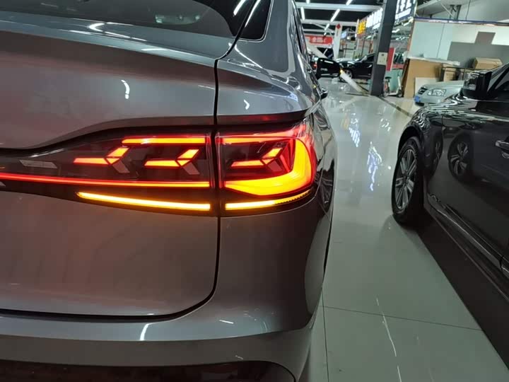 Volkswagen Tiguan X 2022 2022款 330TSI 两驱旗舰版
