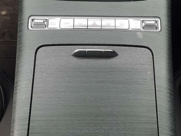 Geely Preface L 2024 2024款 油混 1.5TD 星河版