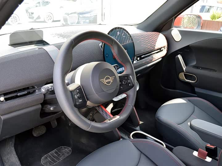 Фото 6 - Mini Aceman JCW
