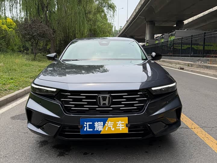 Honda Accord 2025 2025款 运动系列 260TURBO 尊贵版