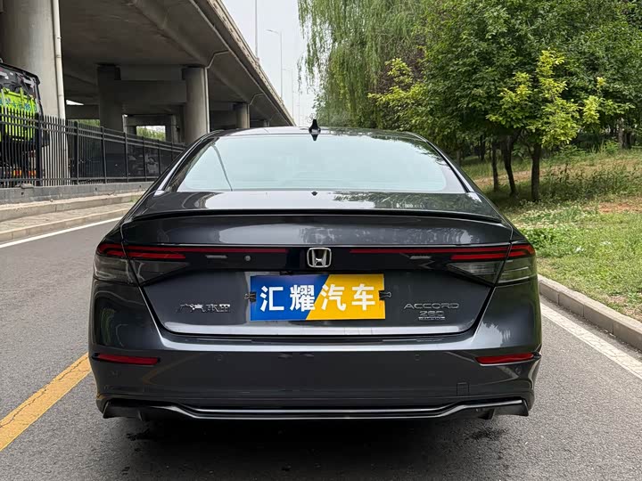 Honda Accord 2025 2025款 运动系列 260TURBO 尊贵版
