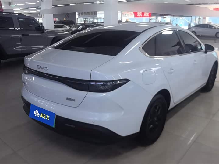 BYD Seal 05 DM-i Hybrid 2025 2025款 DM-i 智驾版 55KM豪华型