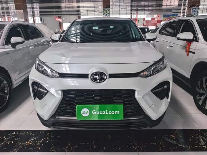 Фото 8 - Toyota Wildlander