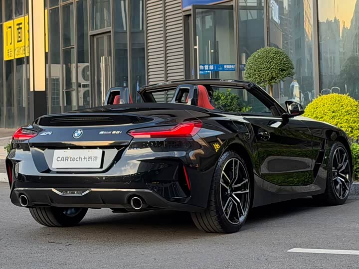 Photo 3 - BMW Z4
