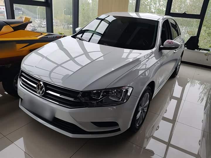 Фото 1 - Volkswagen Bora
