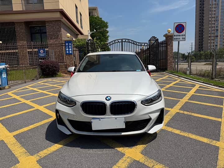 BMW 1 Series 2023 2023款 120i M运动版