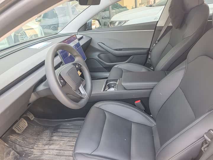Photo 3 - Tesla Model 3