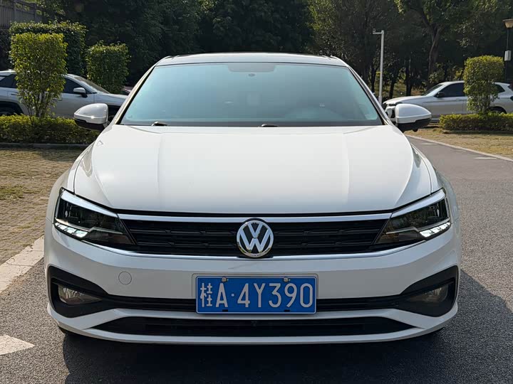 Фото 2 - Volkswagen Lamando L