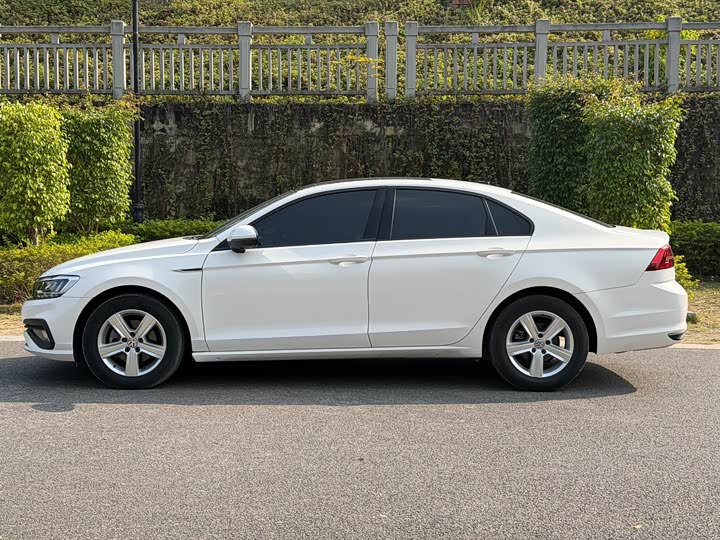 Фото 3 - Volkswagen Lamando L