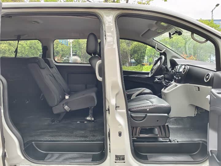 JAC Refine M3 2022 2022款 PLUS 宜家版 1.8L 舒适型
