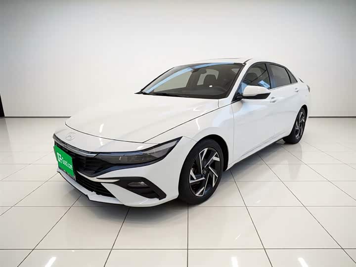 Фото 2 - Hyundai Elantra N line