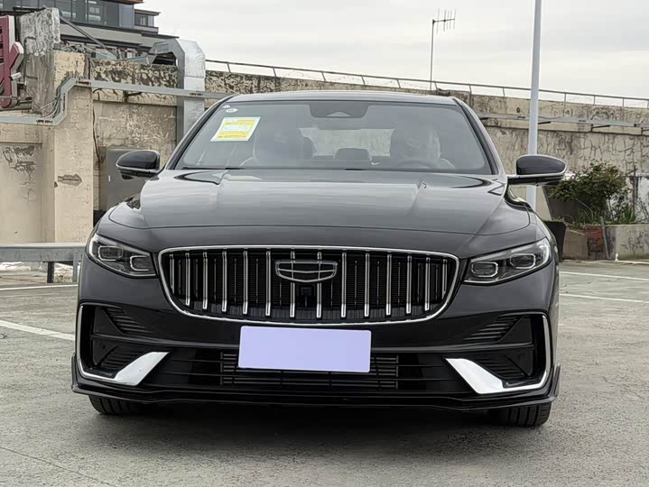 Фото 2 - Geely Preface