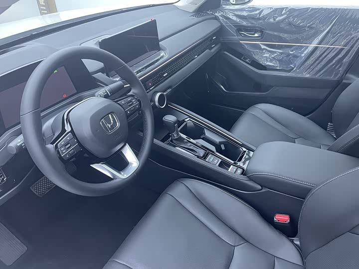 Honda Accord 2025 2025款 运动系列 260TURBO 尊贵版
