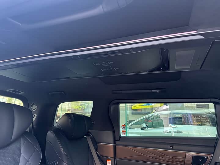 Toyota Alphard 2025 2025款 双擎 2.5L 臻享黄金版