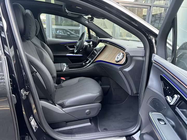 Mercedes-Benz EQE SUV 2024 2024款 500 4MATIC 豪华版
