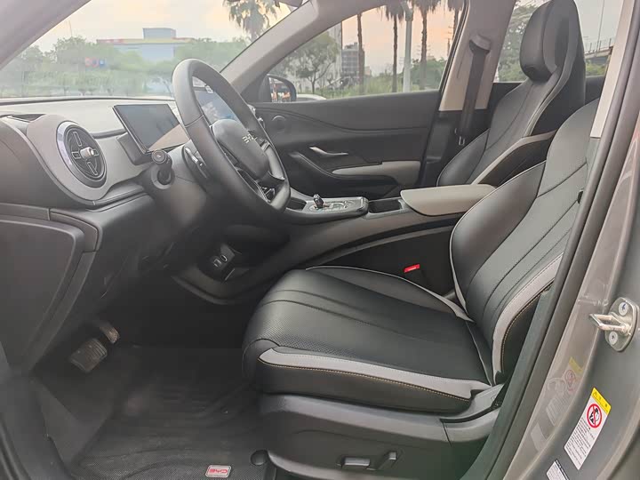 BYD Sea Lion 05 DM-i Hybrid 2025 2025款 DM-i 智驾版 75KM豪华型
