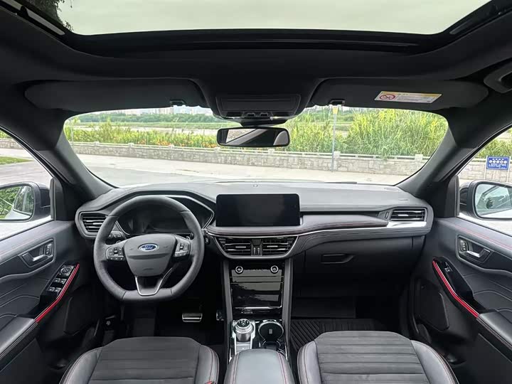 Ford Escape 2024 2024款 EcoBoost 245 四驱纵享款ST-Line Pro