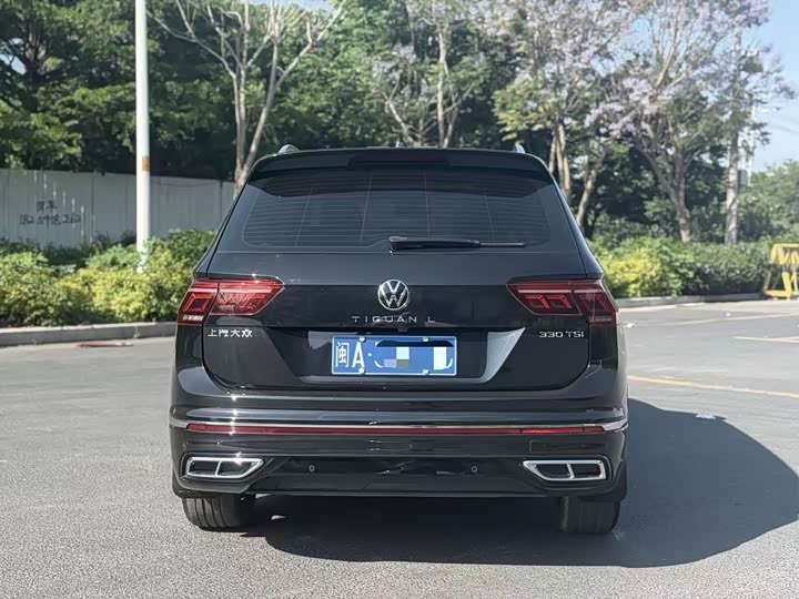 Фото 3 - Volkswagen Tiguan L Pro