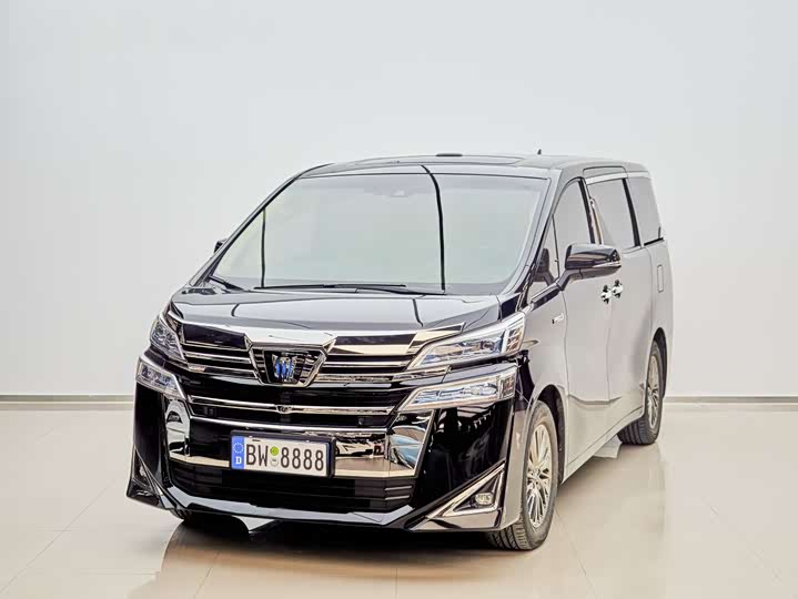 Фото 1 - Toyota Alphard