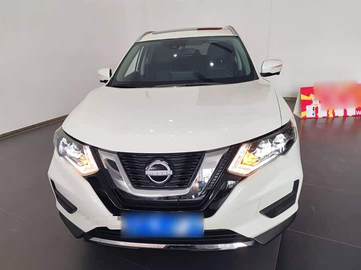 Nissan X-Trail 2025 2025款 荣誉 2.0L 两驱领先版