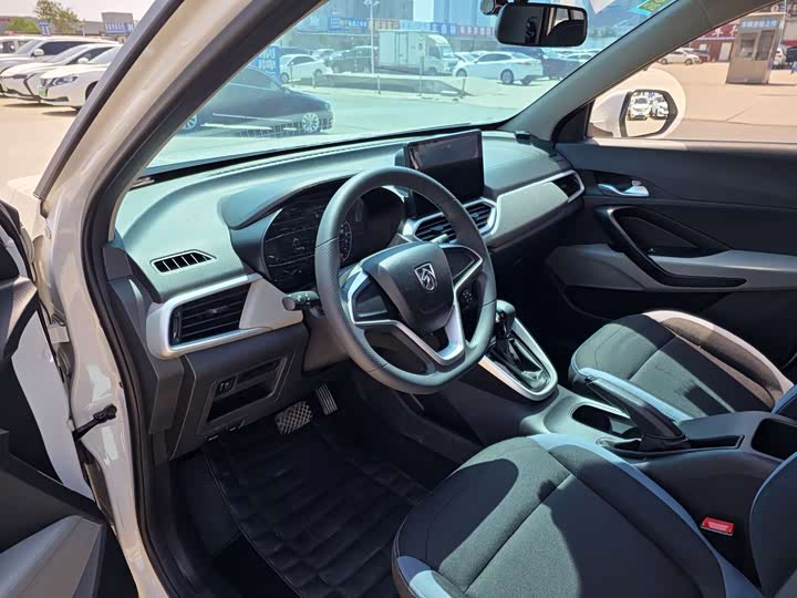 Baojun 510 2021 2021款 1.5L CVT劲享型