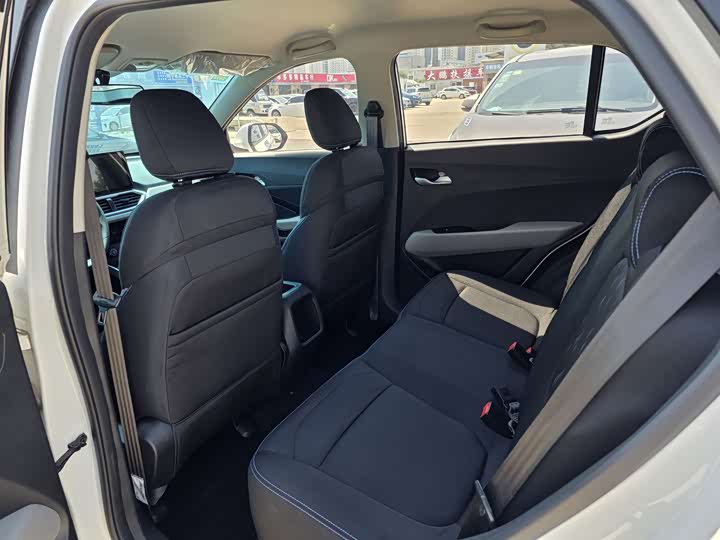 Baojun 510 2021 2021款 1.5L CVT劲享型