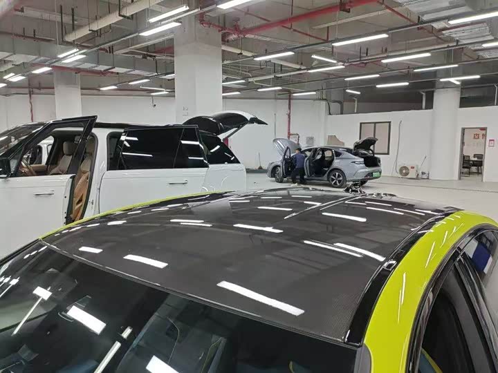 BMW M3 2021 2021款 M3四门轿车 雷霆版
