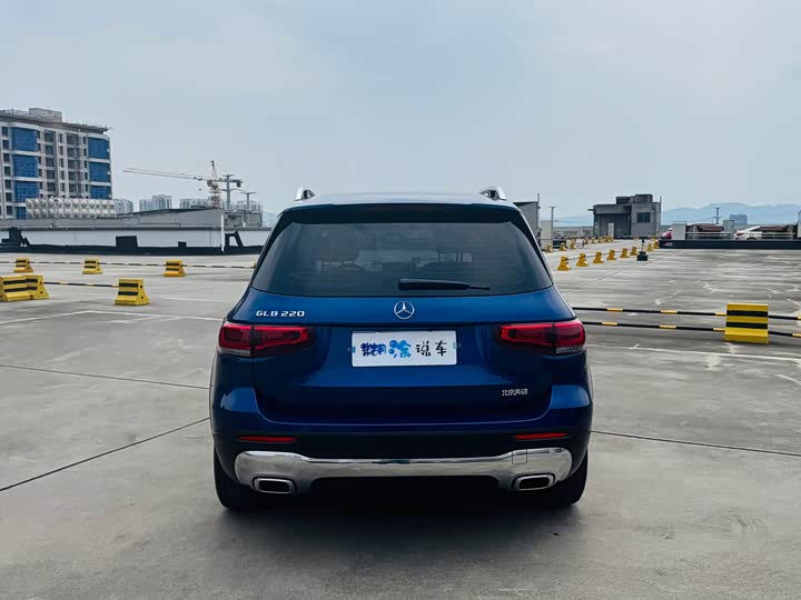 Mercedes-Benz GLB-Class 2022 2022款 GLB 220 动感型