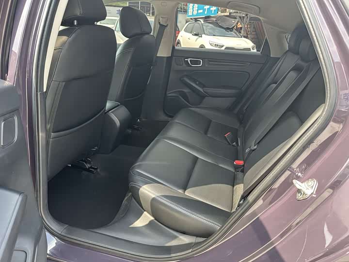 Фото 9 - Honda Civic