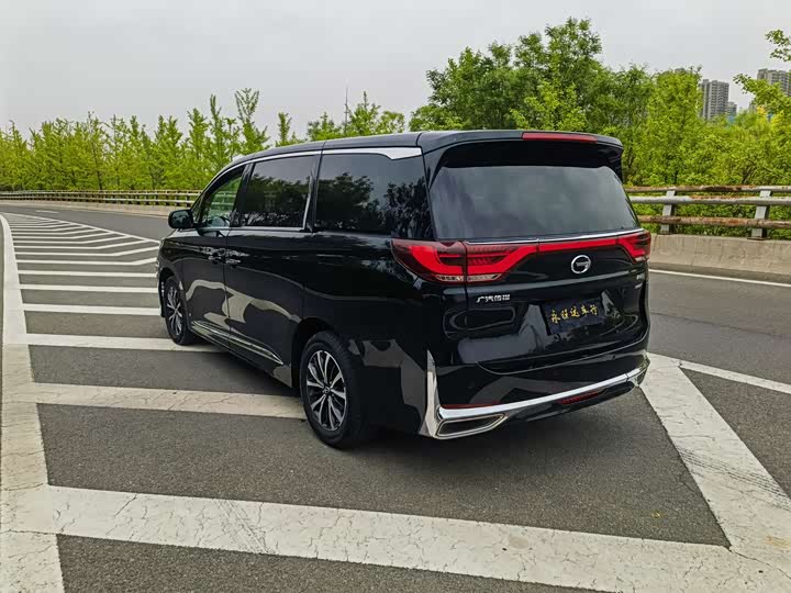 Фото 4 - GAC Trumpchi M8